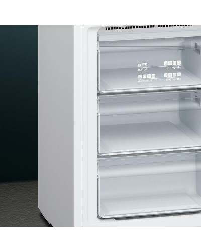 Холодильник Siemens KG39NXW326