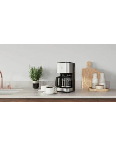 Кофеварка Electrolux E3CM1-3ST