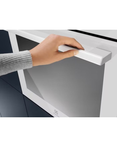 Духовой шкаф Electrolux EOF3H40BW