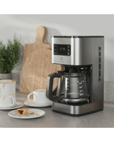 Кавоварка Electrolux E5CM1-6ST
