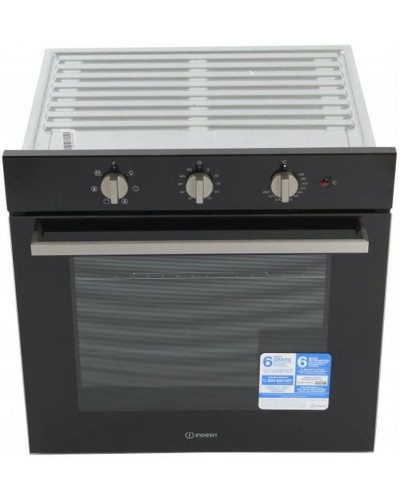 Духовой шкаф Indesit IFW 6530 BL