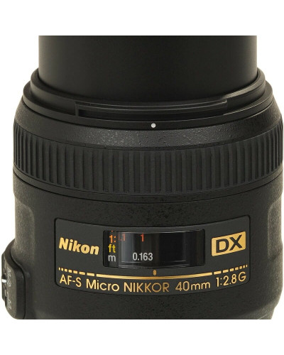 Об`єктив Nikon 40mm f/2.8G ED AF-S DX Micro NIKKOR