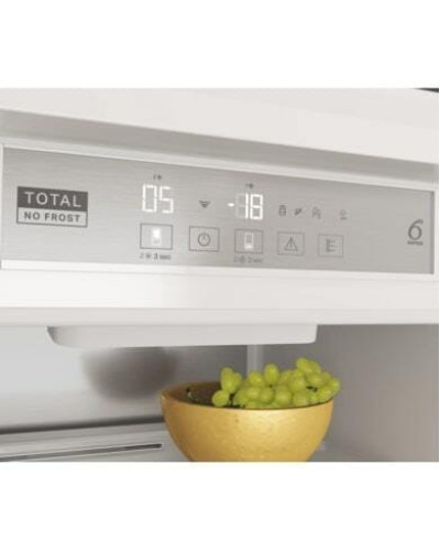 Вбудований холодильник Whirlpool WHC20 T593