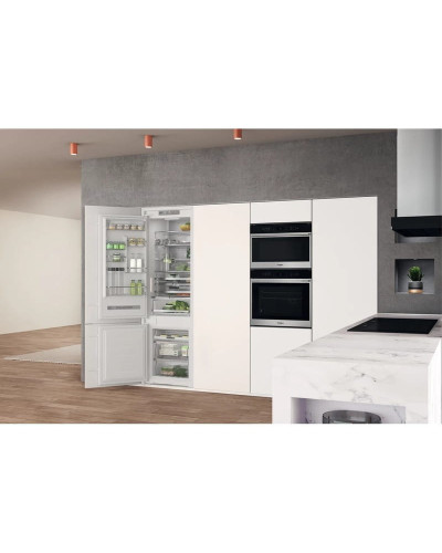 Вбудований холодильник Whirlpool WHC20 T593