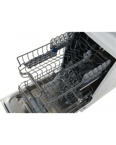 Посудомоечная машина Indesit DSFO3T224C